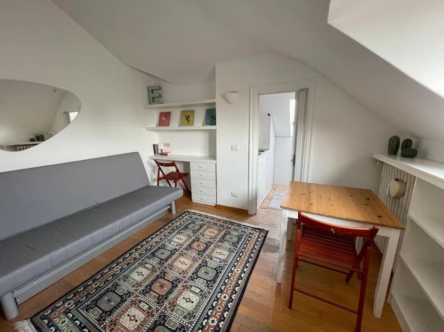 Tortona Tiny Attic Directly Connected To Duomo Apartment Милано Екстериор снимка